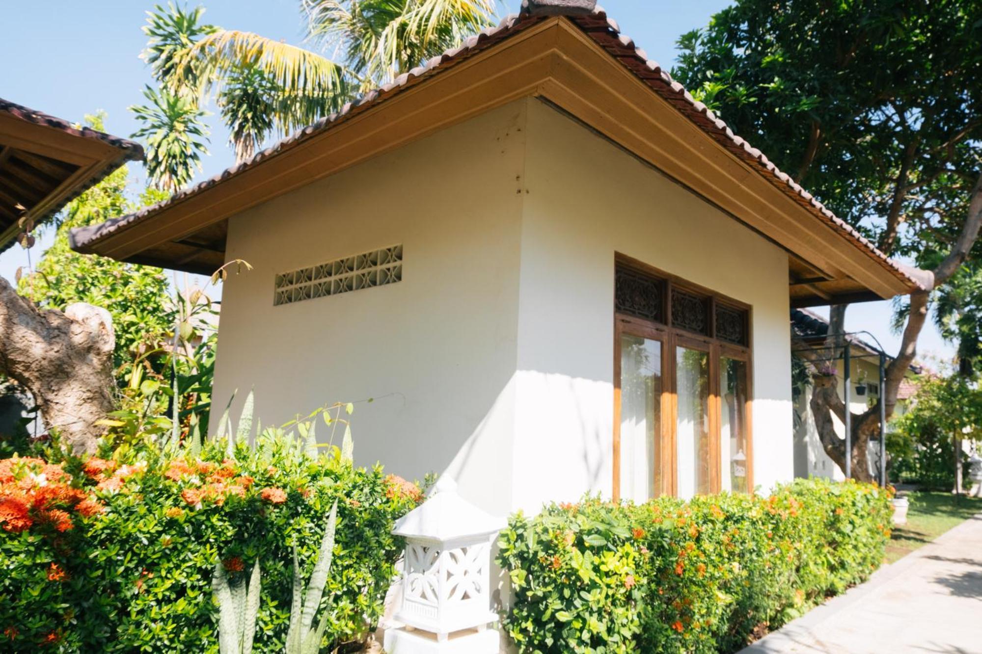 New Starlight Hotel Lovina Exterior foto