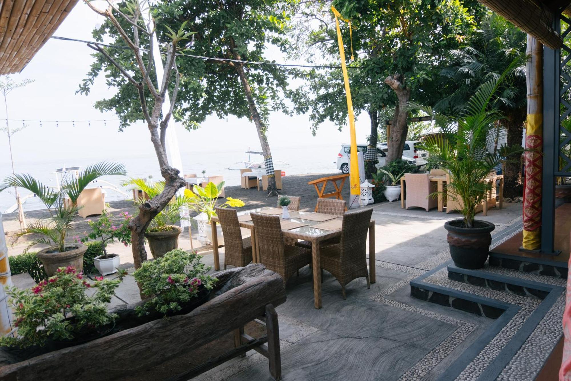 New Starlight Hotel Lovina Exterior foto
