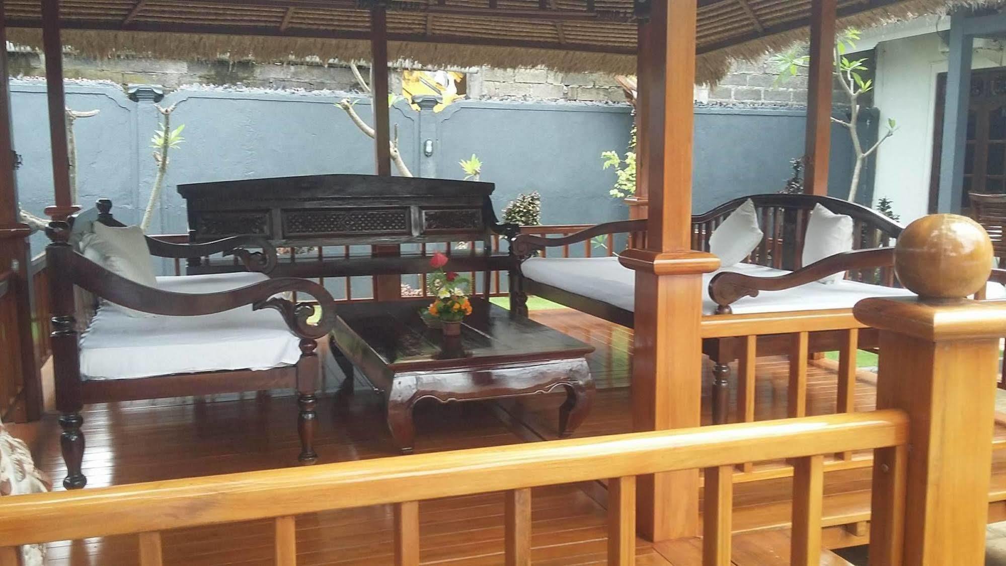 New Starlight Hotel Lovina Exterior foto